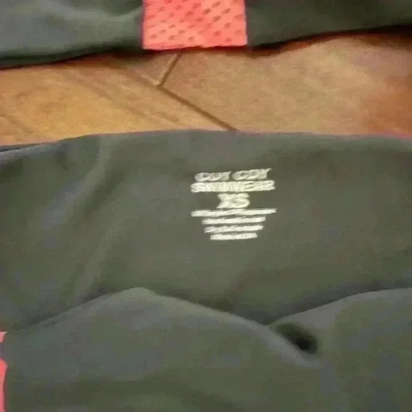 Coy coy gray and pink bikini - Picture 2 of 3